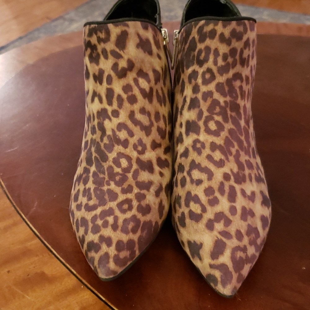 CIRCUS SAM EDELMAN KITTEN HEEL BOOTIES